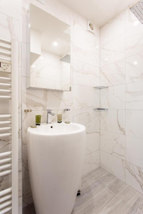 Mbm - Paradis Париж Экстерьер фото